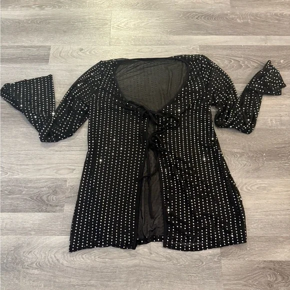 Black Sparkly tie top - Picture 2 of 5